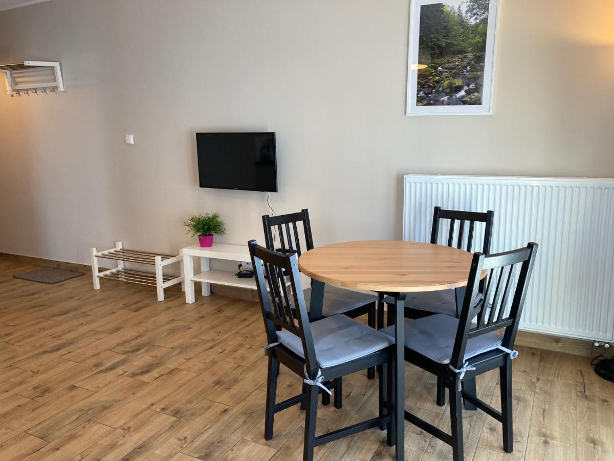 שצ'קלארסקה פוראובה Apartament "Hotelik" מראה חיצוני תמונה